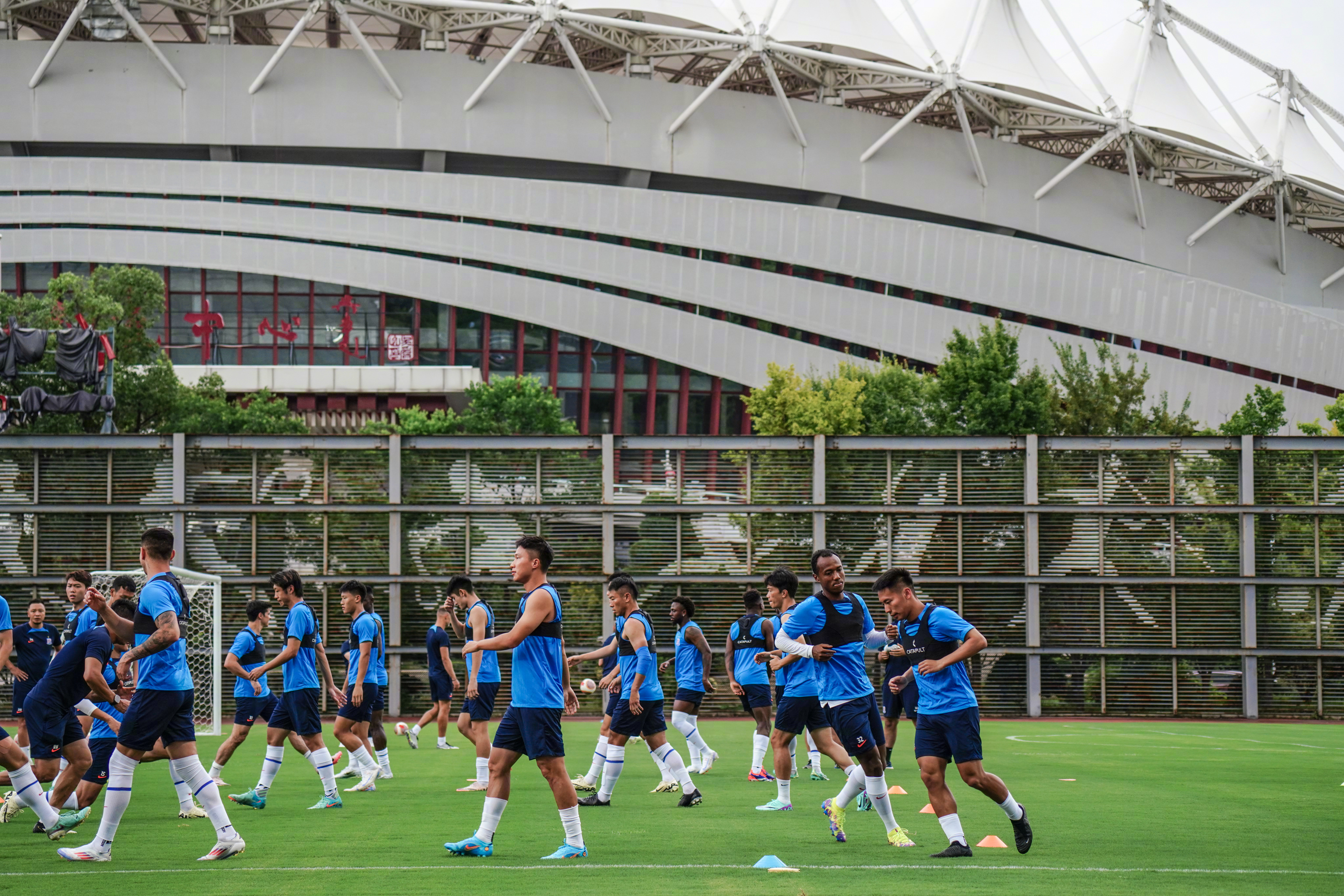 u8官方网站集结日武汉三镇刷新队史纪录——NBA季后赛节点到来，管理层满意，训练强度明显提升的简单介绍