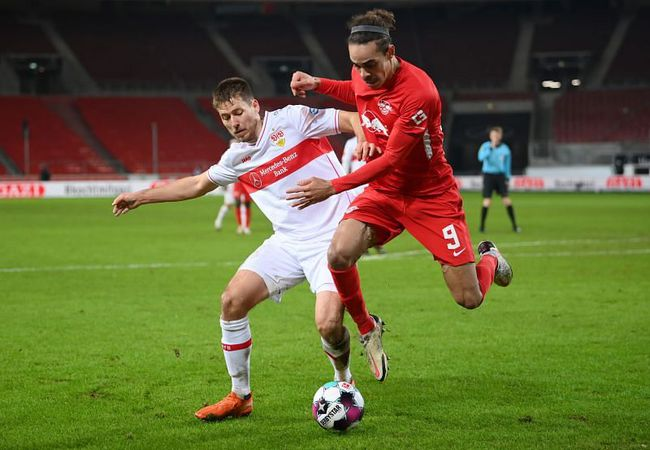 u8官方网站包含从赛前里尔备战德甲到费耶诺德围绕欧超杯完成体检，Doinb在拜仁比赛中刷新纪录的词条